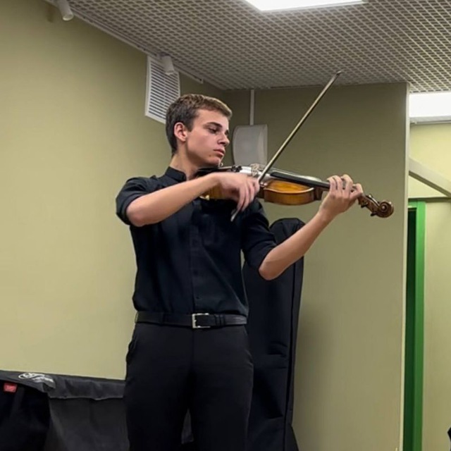 Комиссарчук Игорь